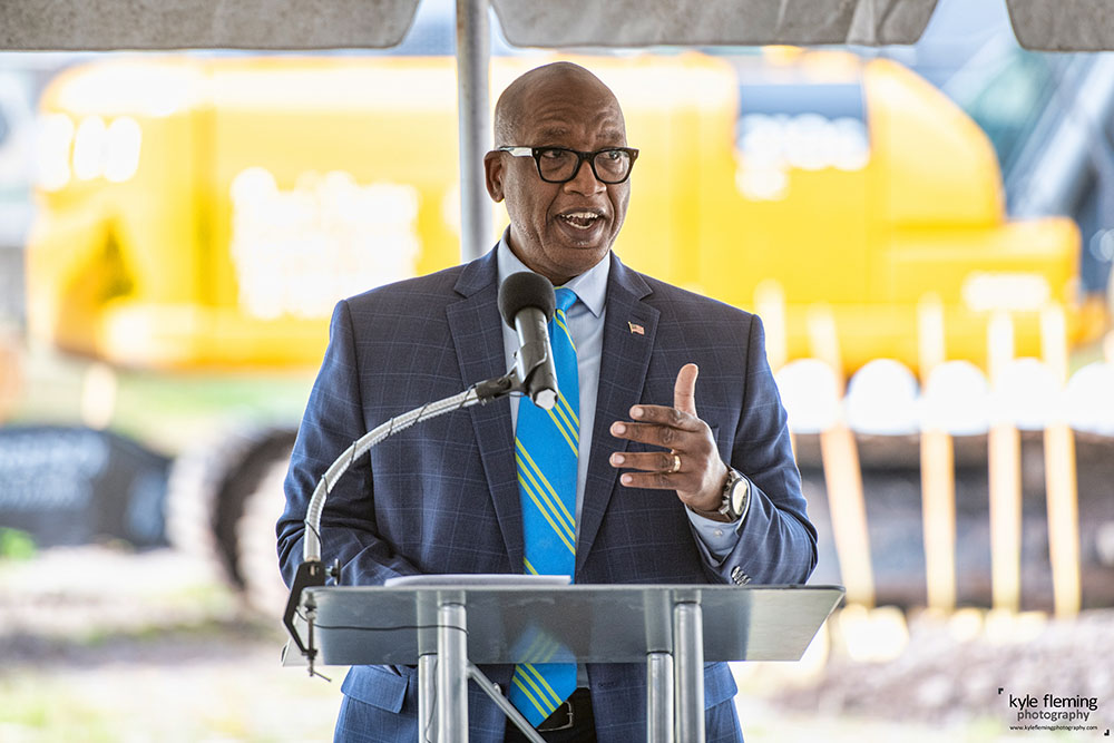 St. Pete Mayor Welch, Groundbreaking