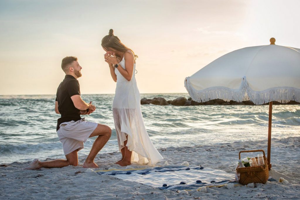 Beach Marriage Proposal - St Pete Beach